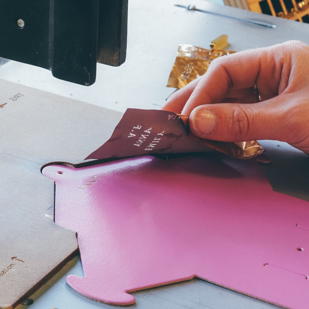 Sbri: Colourful Personalised Leather Accessories