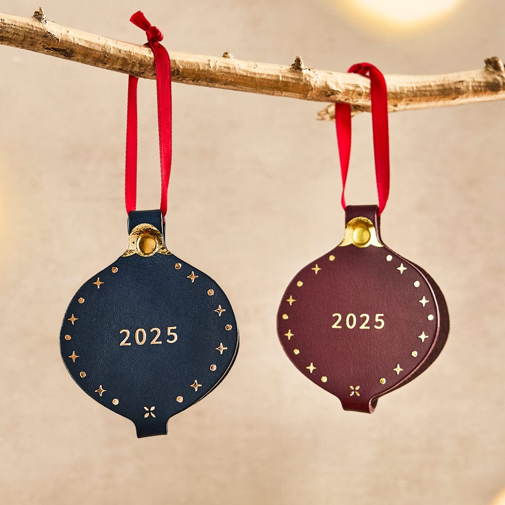 Personalised 2025 Memories Leather Photo Bauble CGL