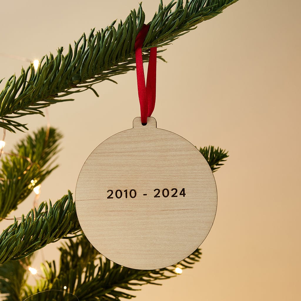 Personalised Pet’s Paw Print Christmas Bauble CGL