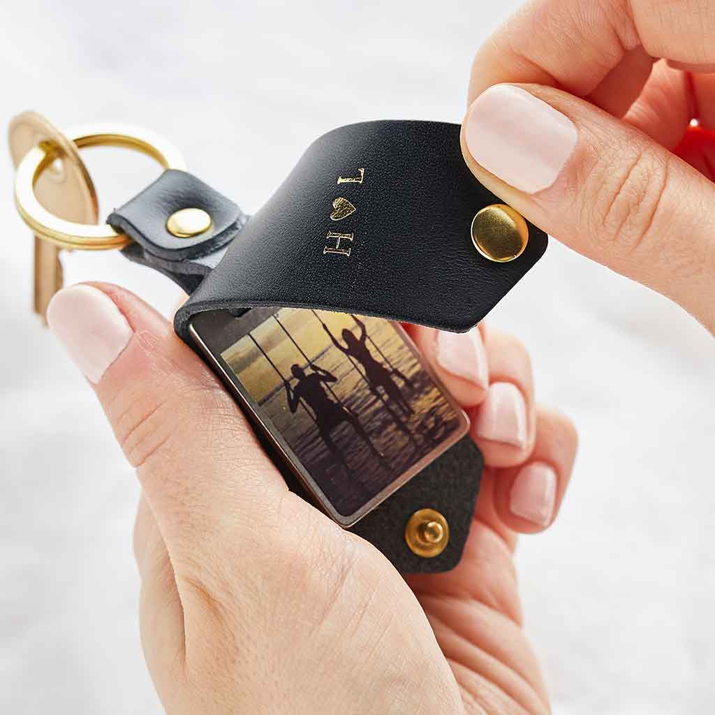 Set of 4 Customized Key Chain (5 x 5 cm), Personalized Key Chain