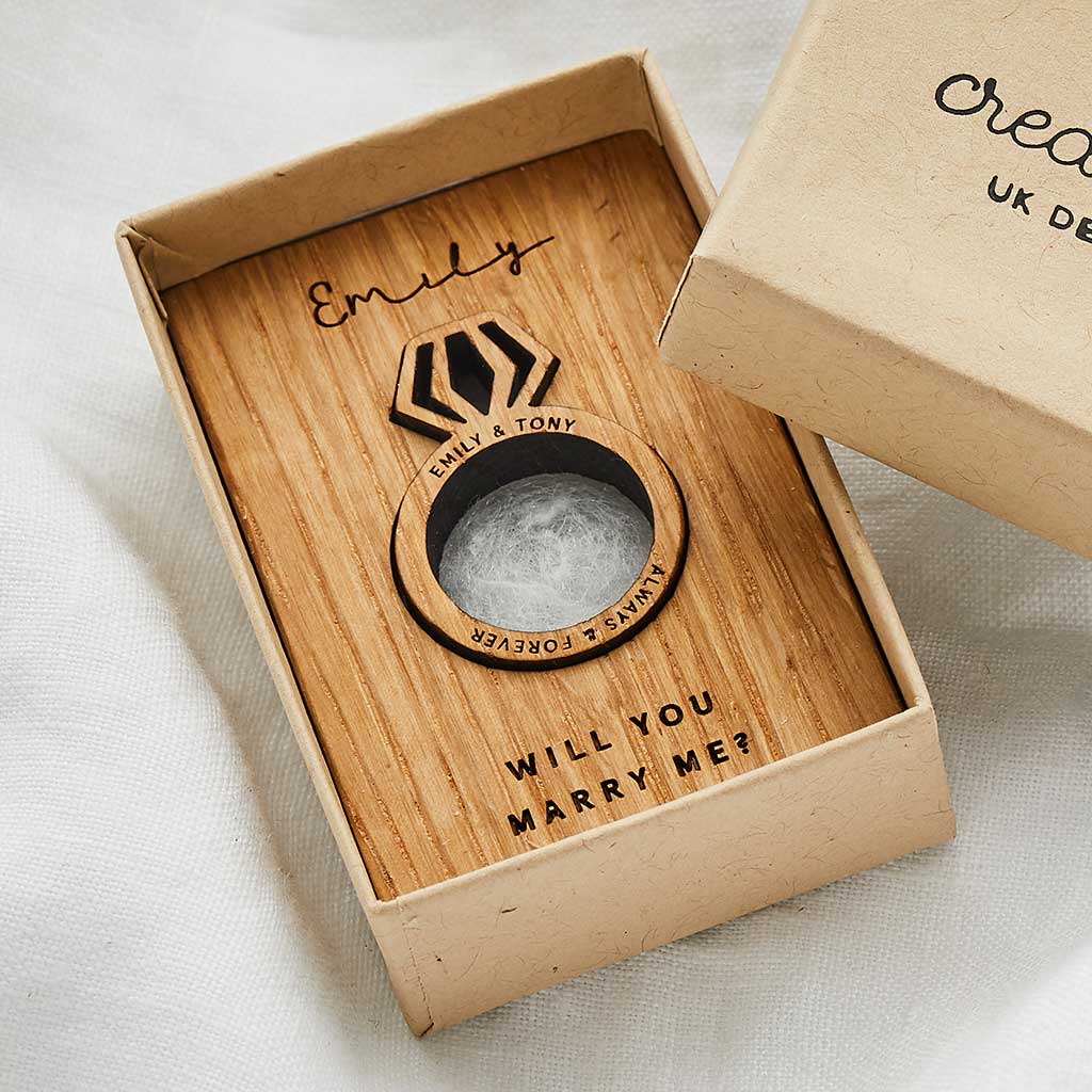 Wooden proposal ring with personalised engraving